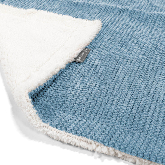 Sherpa-Decke - Pom-Pom Himmelblau 01
