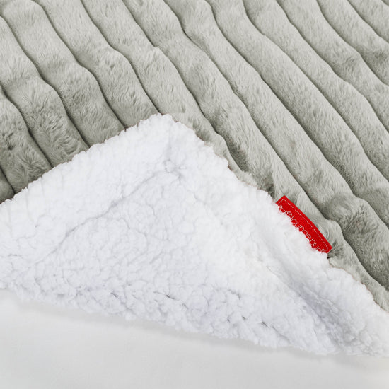 Sherpa-Decke - Ultra Plüsch Cord Salbeigrün 01