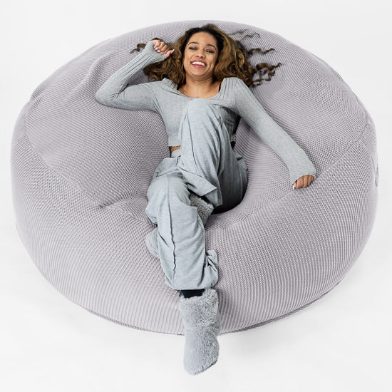LOUNGE PUG - 'Mega-Mammoth' Sofa Sitzsack XXL - Schlafsofa - Ellos Gestrickter Hellgrau