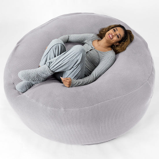 LOUNGE PUG - 'Mega-Mammoth' Sofa Sitzsack XXL - Schlafsofa - Ellos Gestrickter Hellgrau