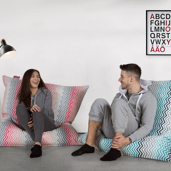 LOUNGE PUG - Riesen Sitzsack XXL - Sitzkissen - Geometrische Druck Chevron  Türkis