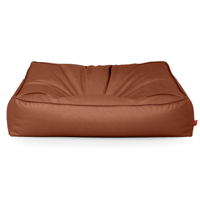 Das Slouchy Sitzsack Sofa - Veganes Leder Kastanienbraun 01