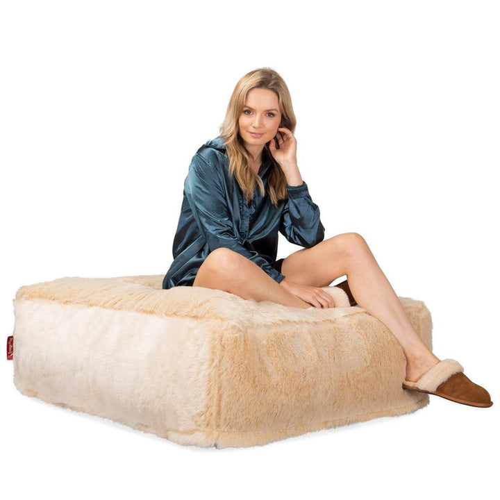Lounge Pug, CloudSac 250, Memory-Schaum Ottomane Sitzbank Fußhocker, Sitzpouf, Kunstfell Weiß
