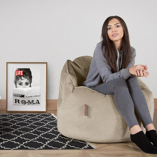LOUNGE PUG, Sitzsack Kuschel Lounge Sessel, Schlafsofa, Samt Nerzfarben