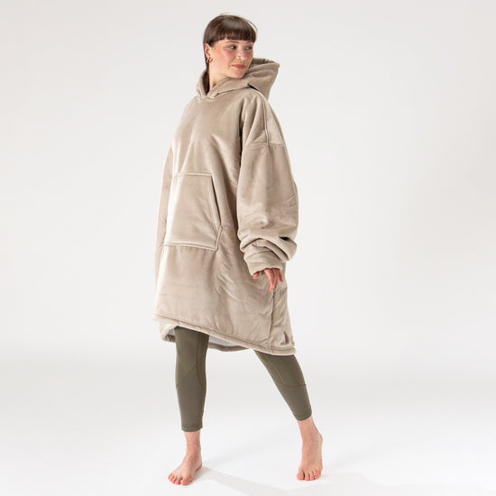 Hoodie Decke für Erwachsene - Fleece Crème / Nerzfarben 04