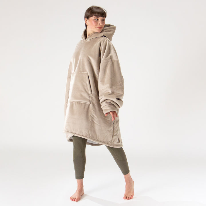 Hoodie Decke für Erwachsene - Fleece Crème / Nerzfarben 04