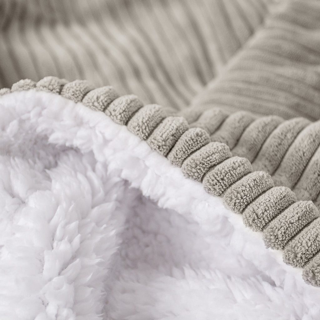 Sherpa-Decke - Cord Nerzfarben 04